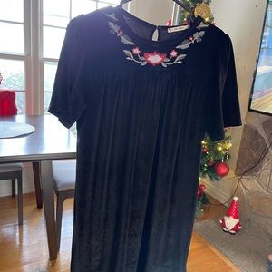 Worn 1-2 times. Made with suede fabric. XS-S size. Perfect condition.